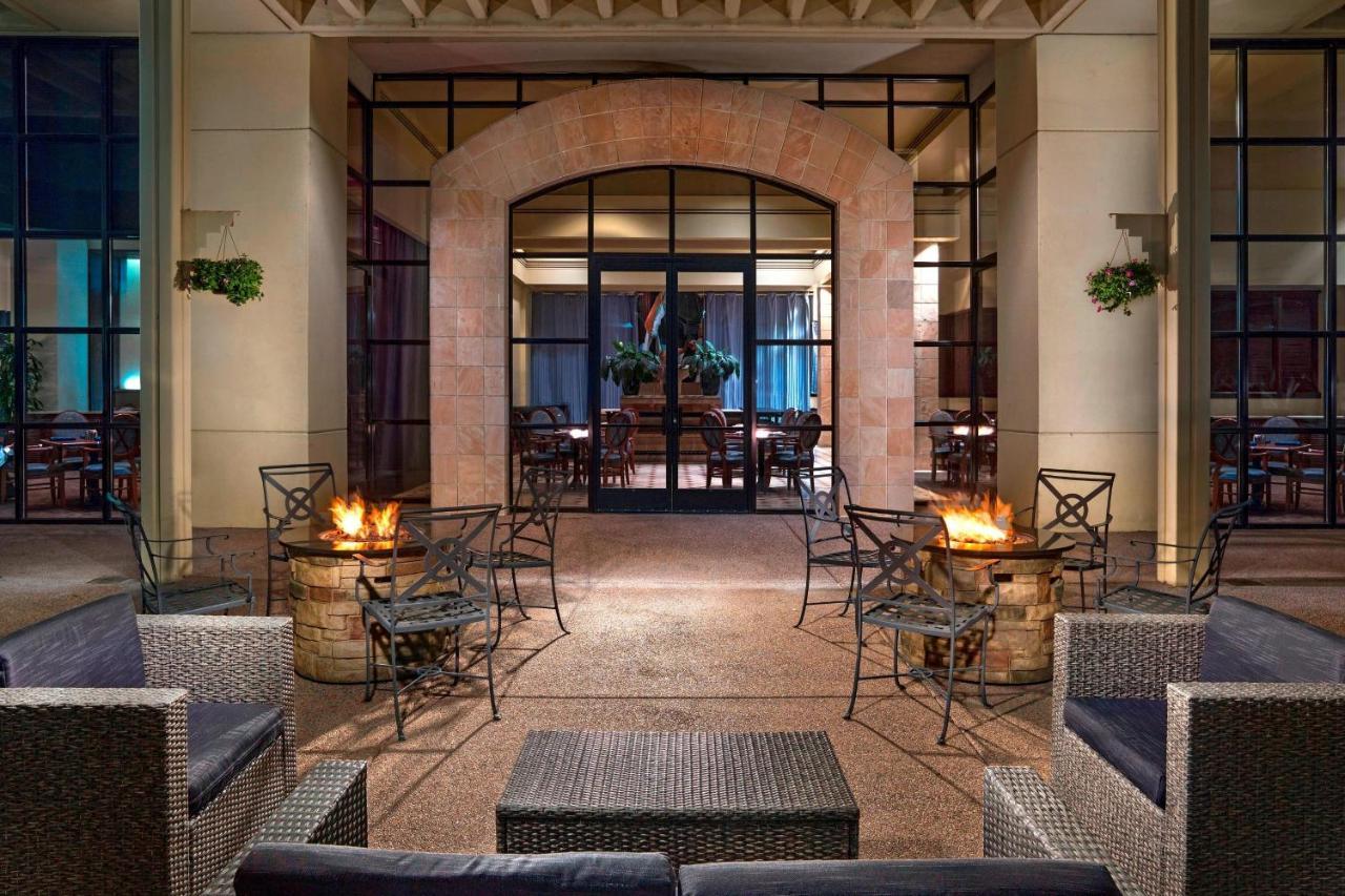 Sheraton Crescent Hotel Phoenix Exteriör bild